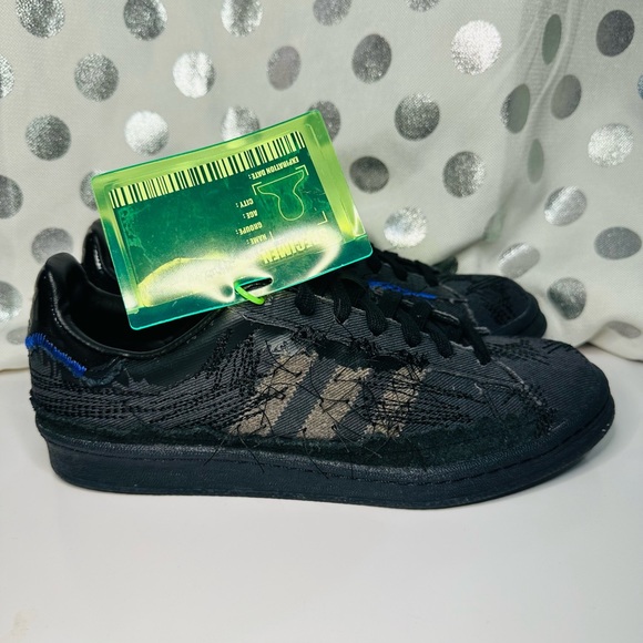 Adidas - Picture 6 of 12